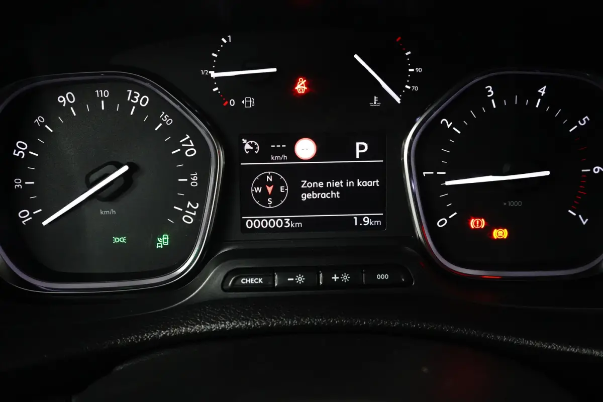 2.0 Blue HDi 180 S&S L2 Airco | Adaptive Cruise control |