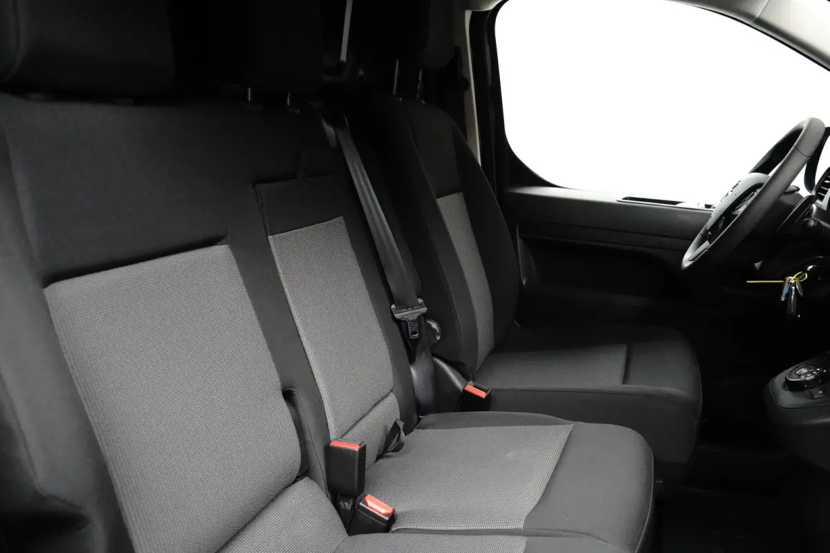 2.0 Blue HDi 180 S&S L2 Airco | Adaptive Cruise control |