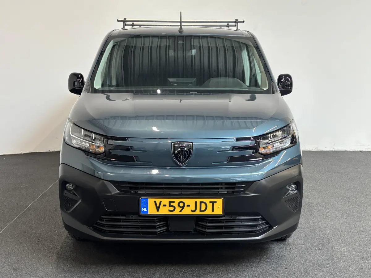 1.5 HDI 130PK L1 130PK NIEUW MODEL Airco Cruise Control  LM velgen Navi Trekhaak PDC V&A Camera
