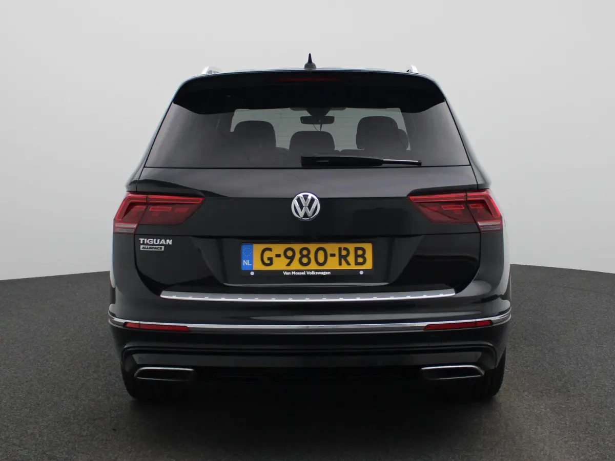 1.5 TSI Highline Business R | Automaat | Panoramadak | Stoelverwarming | Achteruitrijcamera | Parkeersensoren |