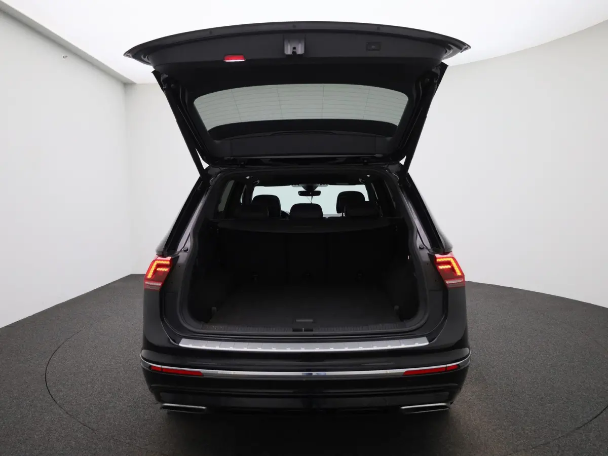 1.5 TSI Highline Business R | Automaat | Panoramadak | Stoelverwarming | Achteruitrijcamera | Parkeersensoren |