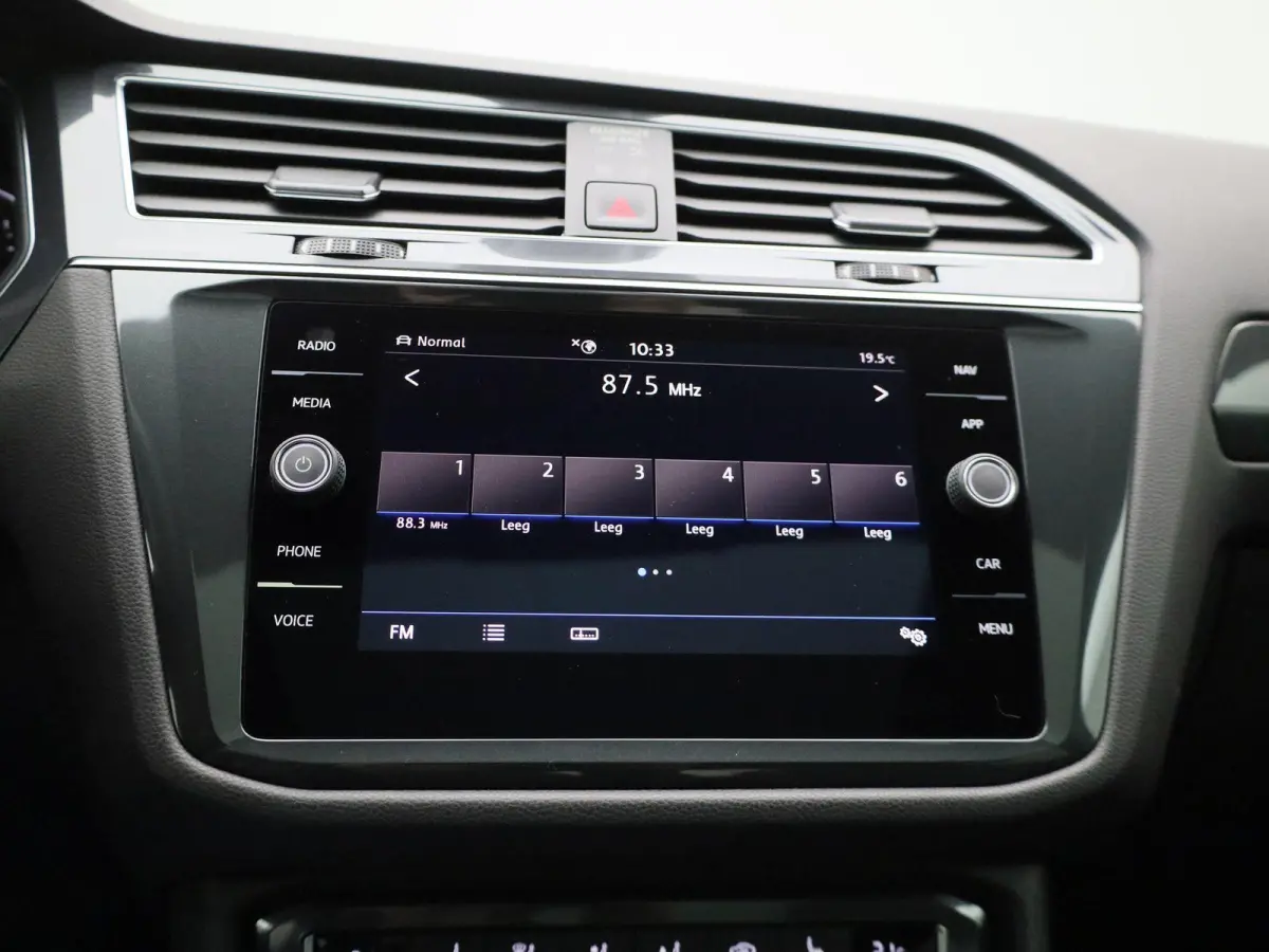 1.5 TSI Highline Business R | Automaat | Panoramadak | Stoelverwarming | Achteruitrijcamera | Parkeersensoren |