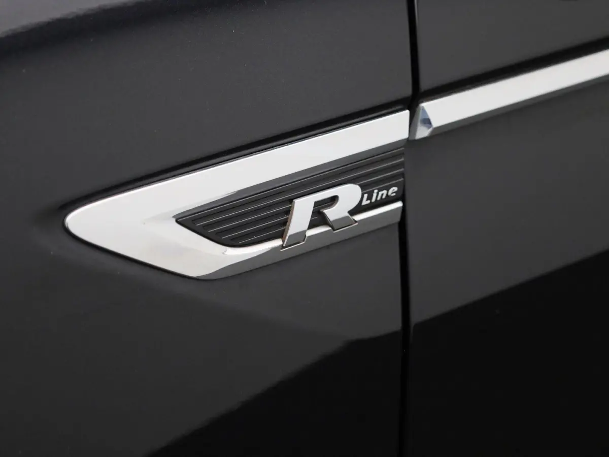 1.5 TSI Highline Business R | Automaat | Panoramadak | Stoelverwarming | Achteruitrijcamera | Parkeersensoren |