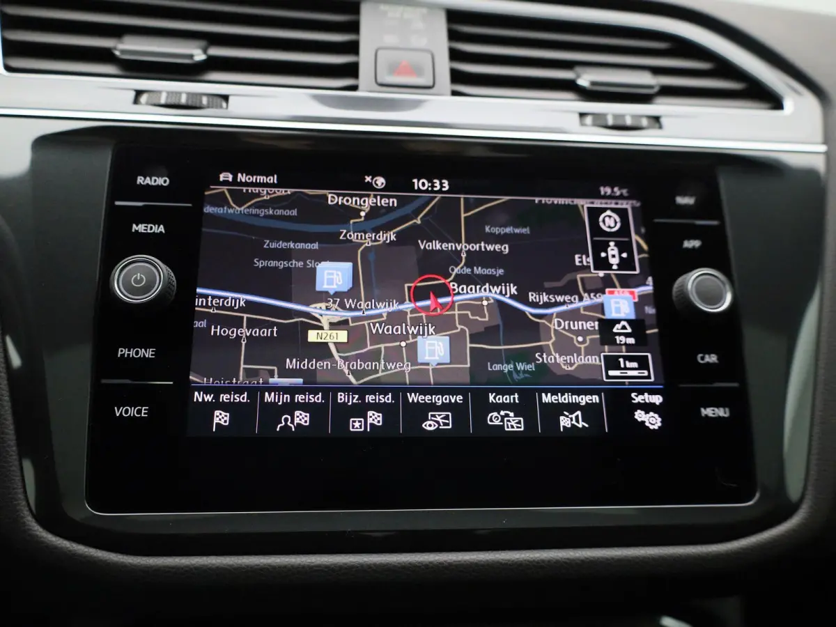 1.5 TSI Highline Business R | Automaat | Panoramadak | Stoelverwarming | Achteruitrijcamera | Parkeersensoren |
