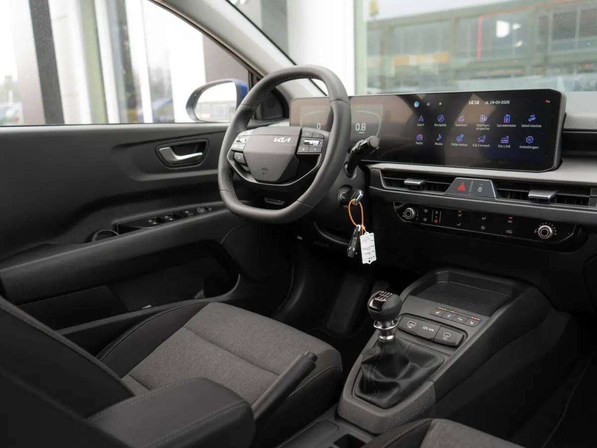 1.0 T-GDi MHEV DynamicLine | OP VOORRAAD | Stoel en stuurverwarming | Navi | Airco |