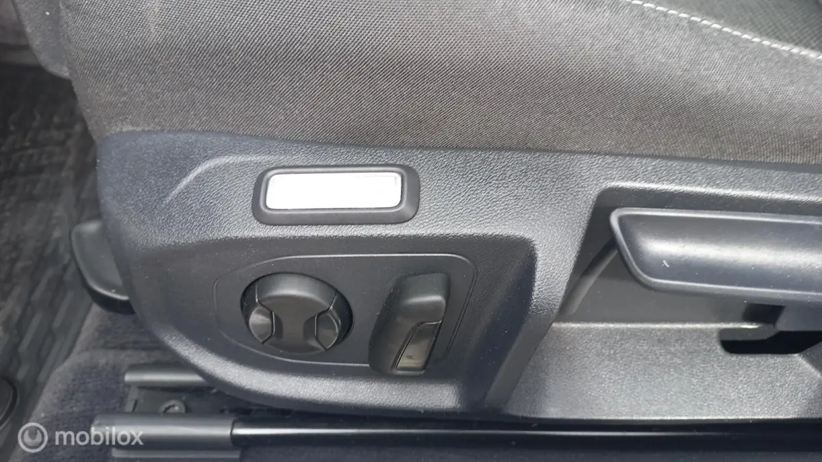 2.0 TDI Business R/ORIGINEEL NEDERLANDS/TREKHAAK