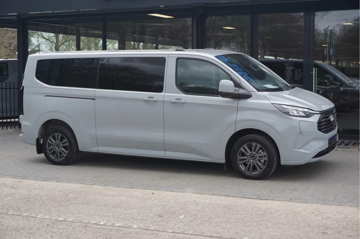 320L 2.5 PHEV 233PK Dubbel Cabine Limited PRIJS INCL. BPM !! 13" Navi, Adap. Cruise, Camera, 17" LM, Trekhaak!! NR. HYBDCG