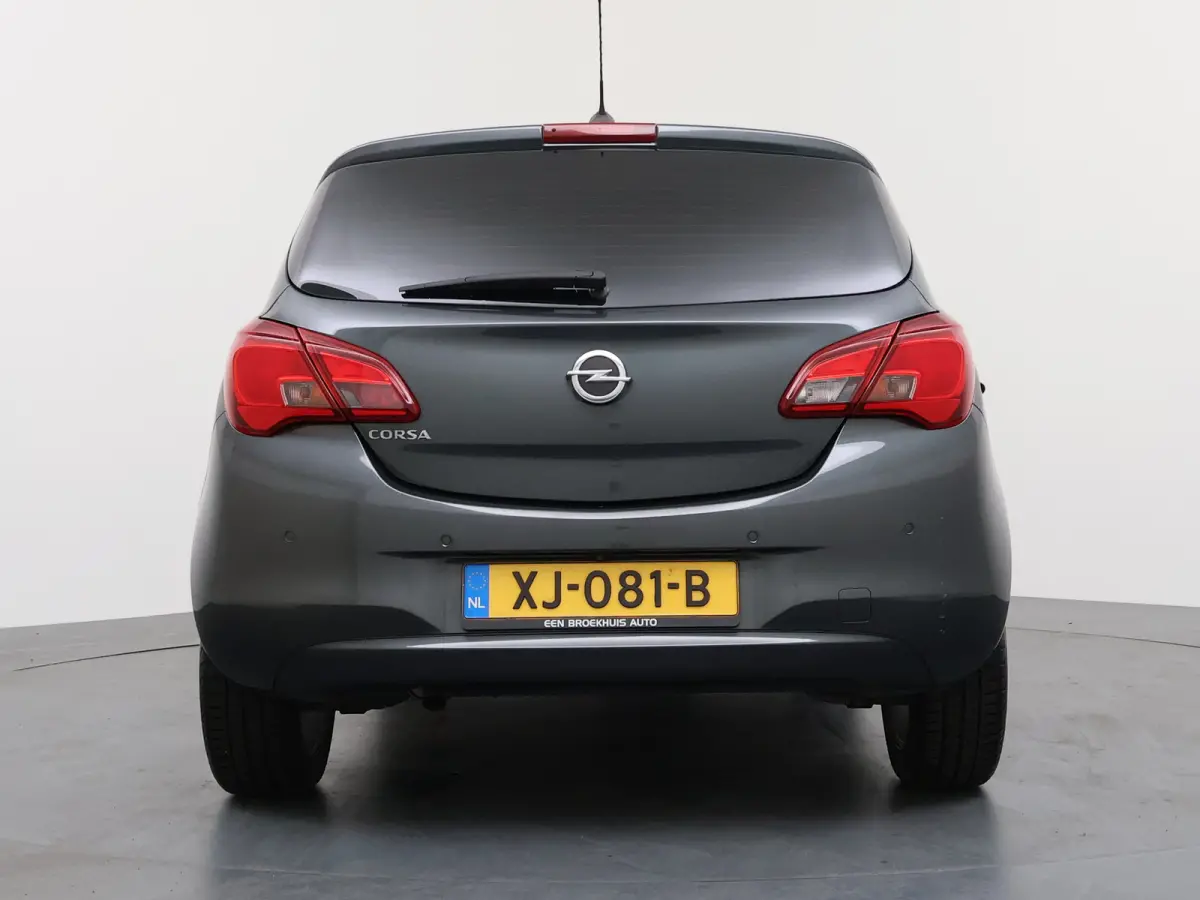 1.4 90 pk 5drs AUTOMAAT Online Edition / Navigatie / Camera / Parkeersensoren / Carplay / DAB / 16'' LMV /