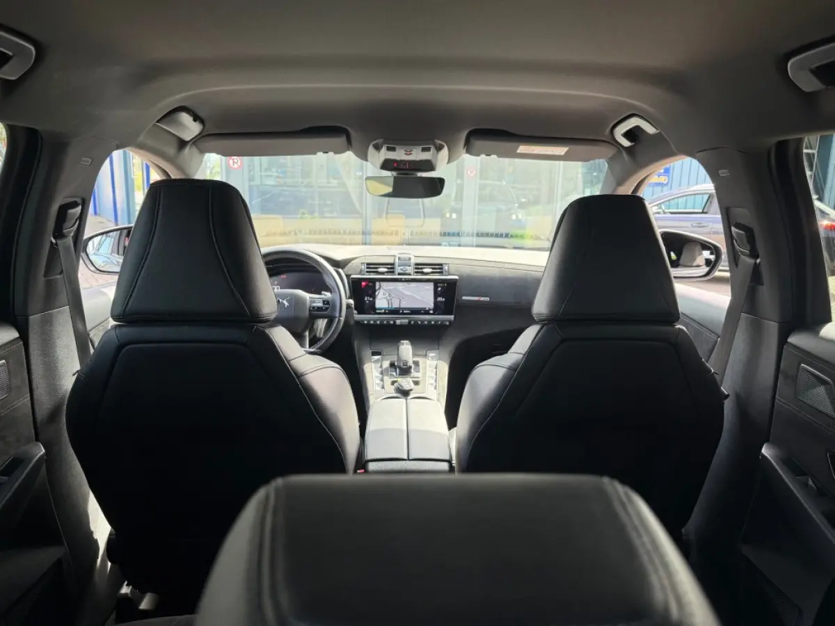 1.2 PT 130PK PERFORMANCE AUTOMAAT AIRCO NAVI.
