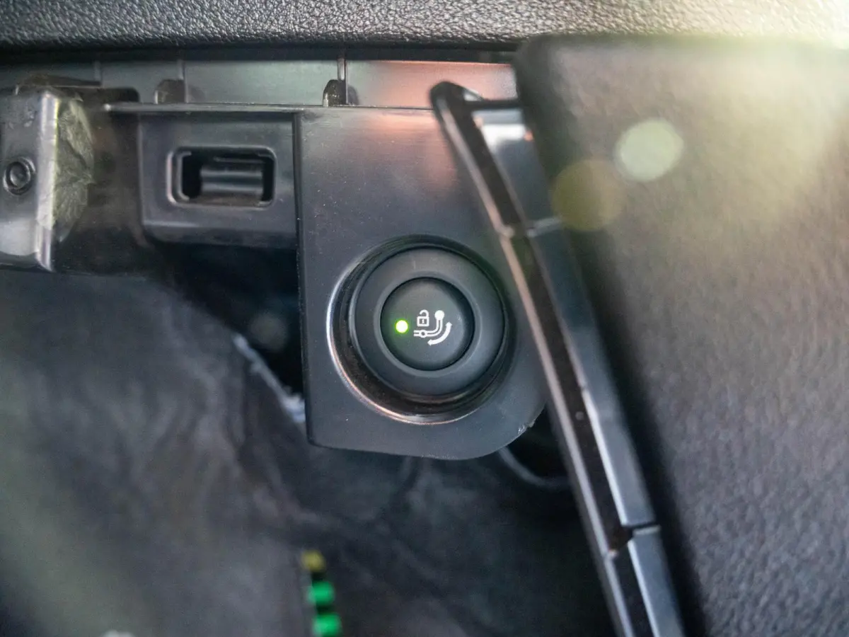 xDrive20i | M Sportpakket | Stuurwielrand verwarmd | Achteruitrijcamera | Panoramadak | Stoelverwarming | Head-Up Display | 19''