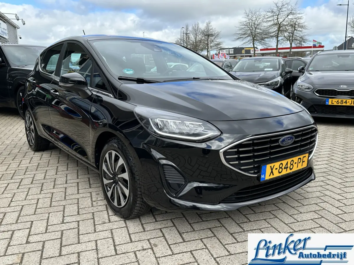 1.0 EcoBoost Hybrid Titanium - NL-AUTO PDC ACHTER BLUETOOTH