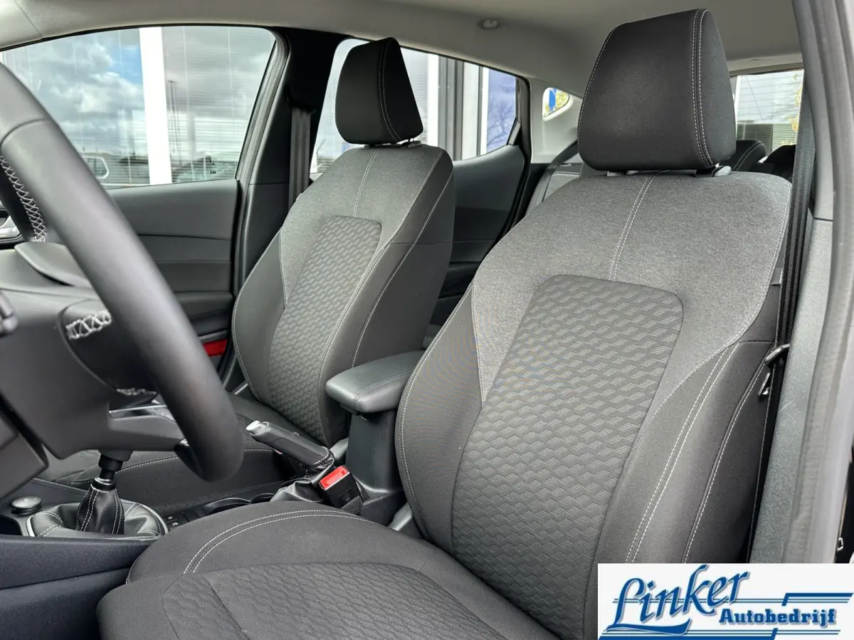 1.0 EcoBoost Hybrid Titanium - NL-AUTO PDC ACHTER BLUETOOTH