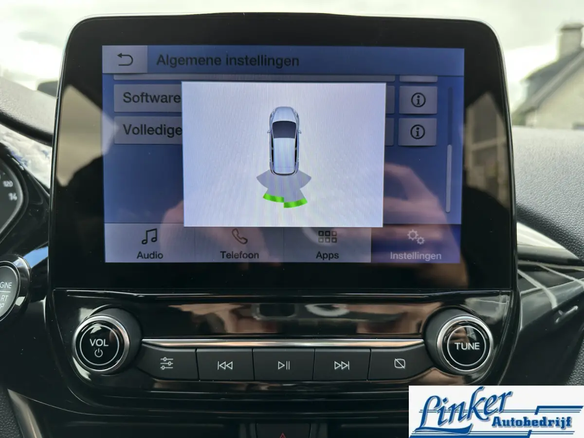 1.0 EcoBoost Hybrid Titanium - NL-AUTO PDC ACHTER BLUETOOTH