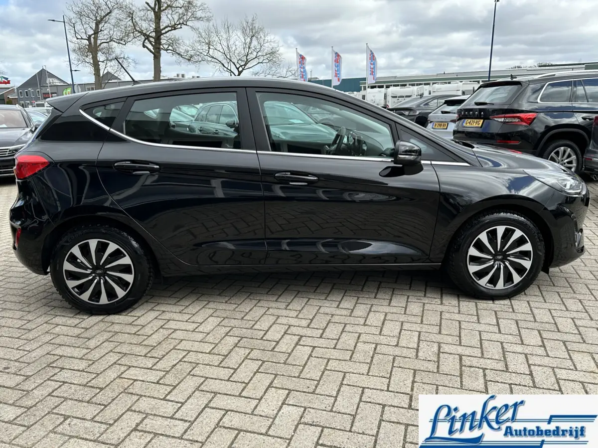 1.0 EcoBoost Hybrid Titanium - NL-AUTO PDC ACHTER BLUETOOTH