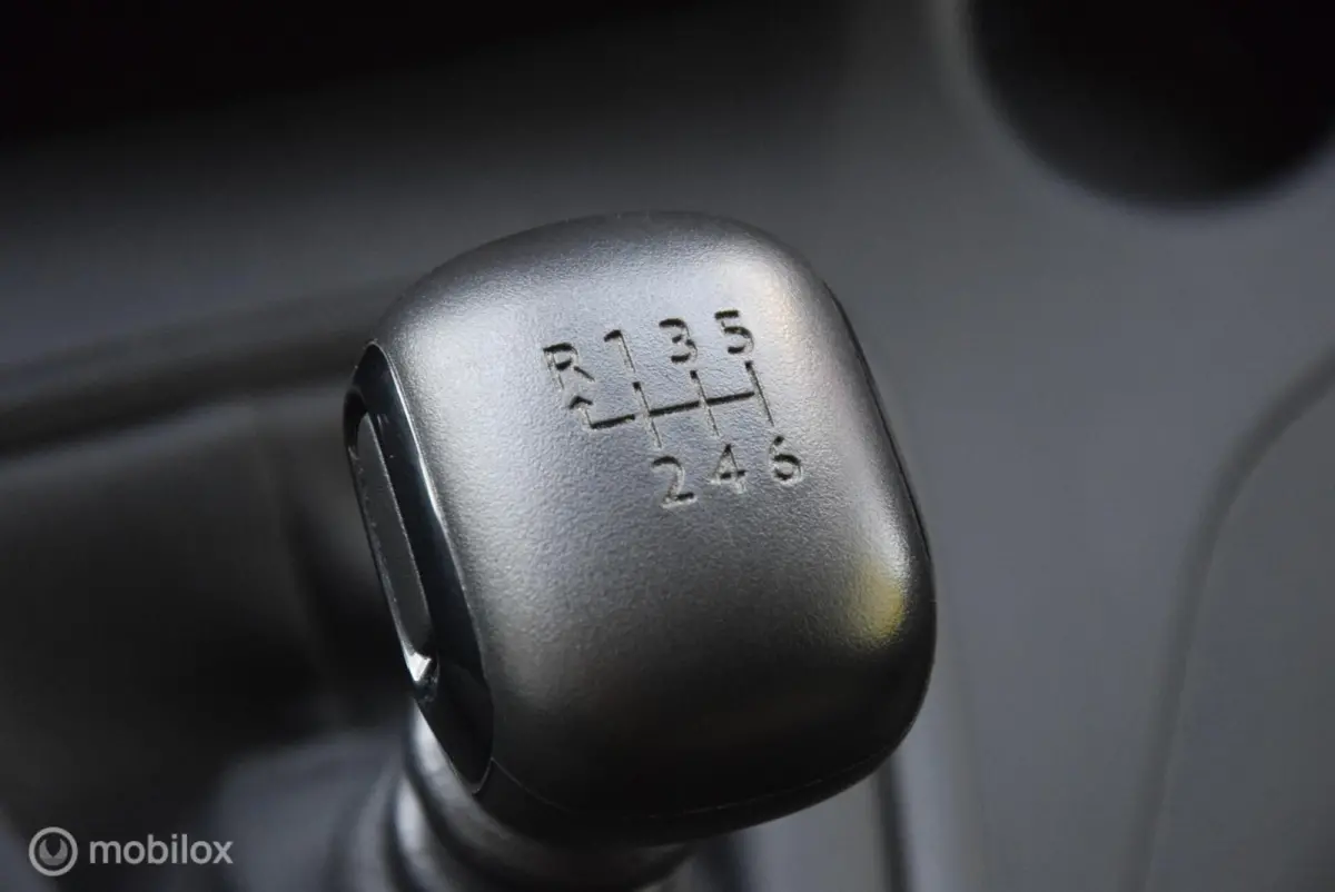 bestel 1.5 BlueHDI Premium Cruise control & Camera