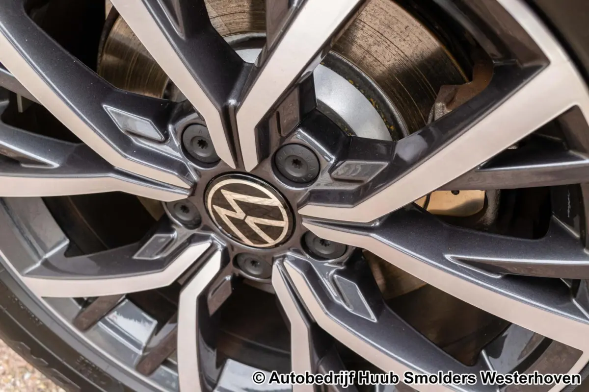 1.4 TSI eHybrid R-Line Business+