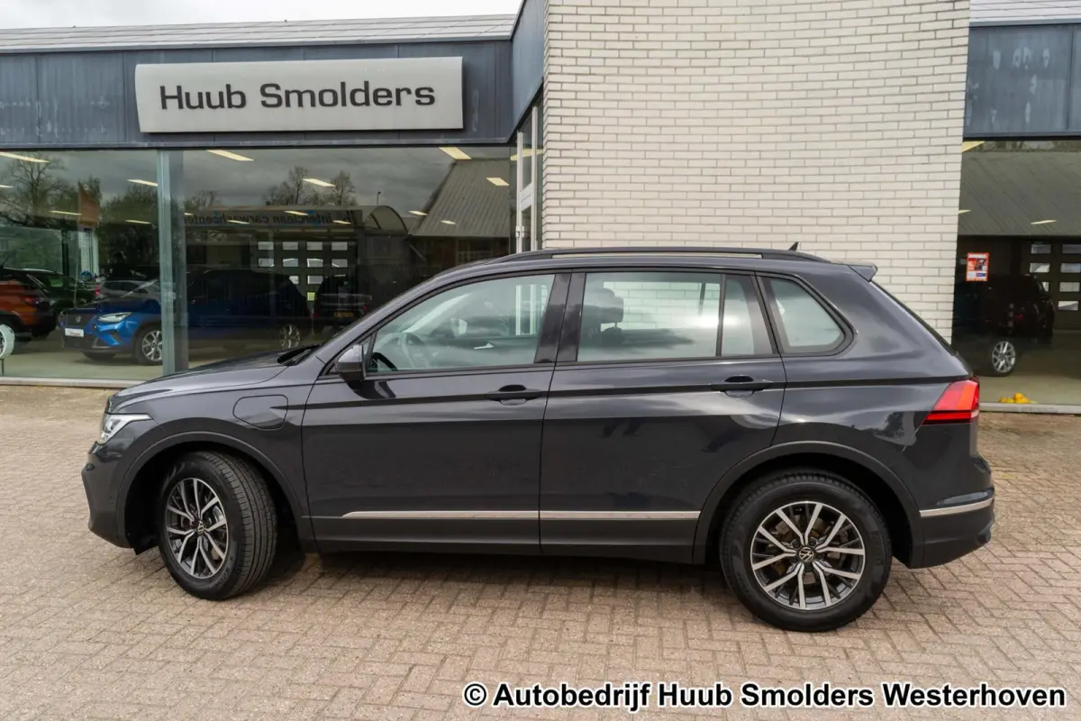 1.4 TSI eHybrid R-Line Business+