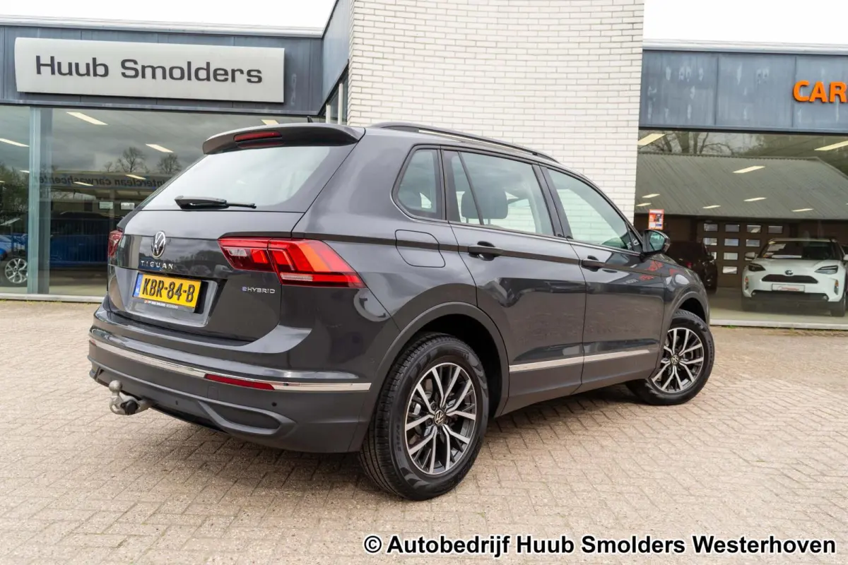 1.4 TSI eHybrid R-Line Business+