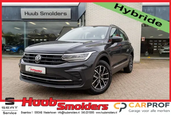 1.4 TSI eHybrid R-Line Business+