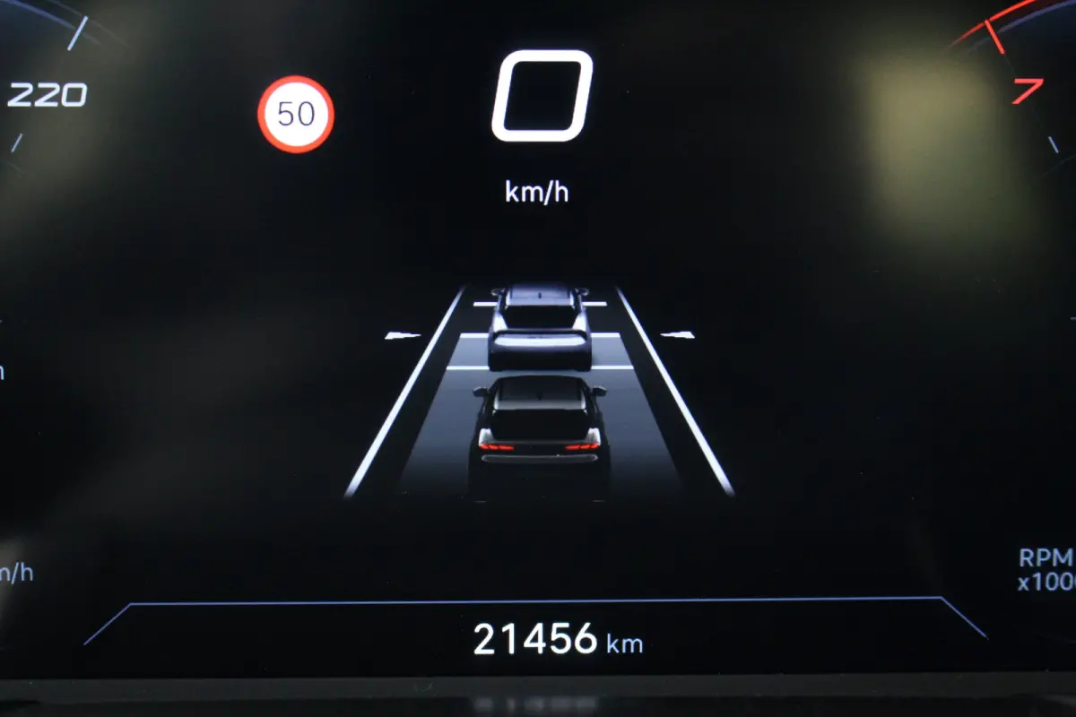 1.2 Turbo Hybrid Ibrida | Adaptive Cruise | Carplay | LED | LMV | Keyless | Climate Controle | PDC | | Adaptive Cruise | Carplay | LED | LMV | Keyless | Climate Controle | PDC |
