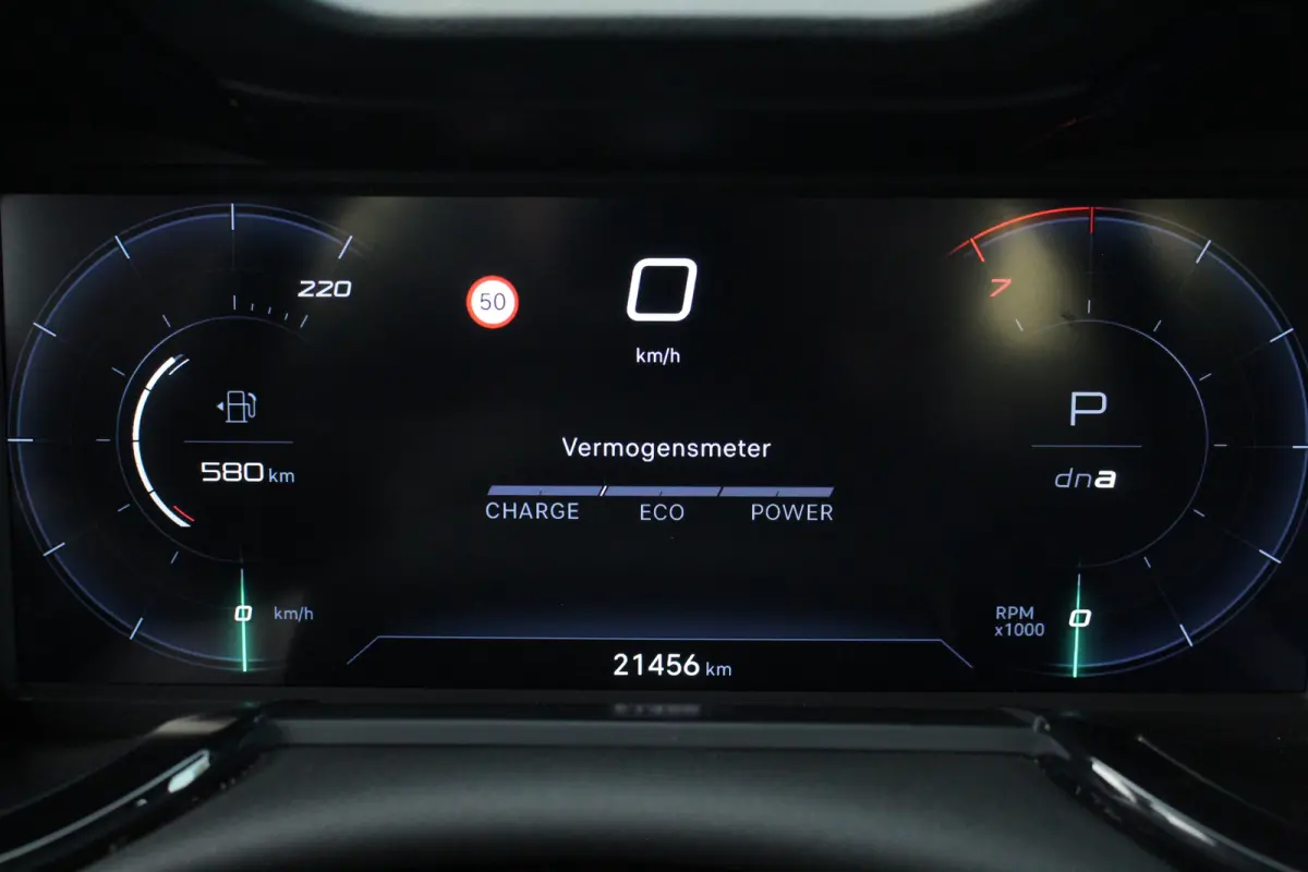 1.2 Turbo Hybrid Ibrida | Adaptive Cruise | Carplay | LED | LMV | Keyless | Climate Controle | PDC | | Adaptive Cruise | Carplay | LED | LMV | Keyless | Climate Controle | PDC |