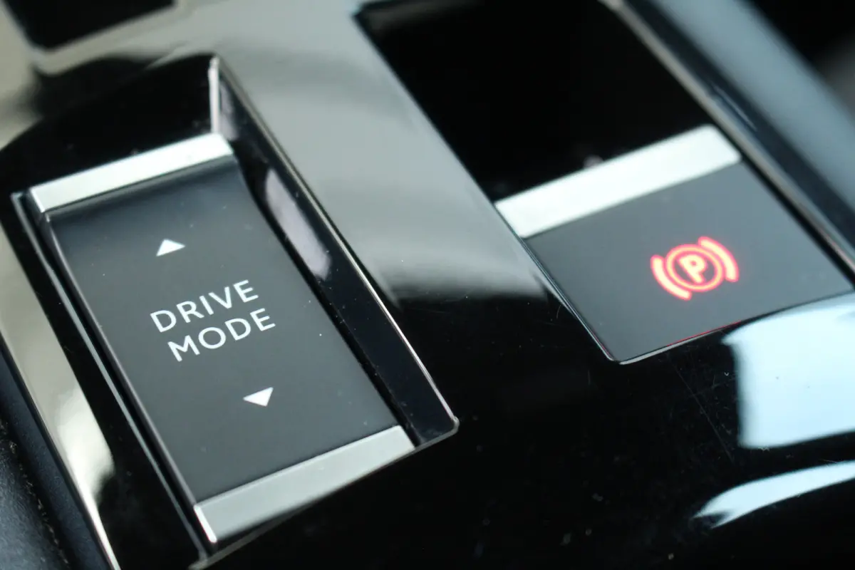 1.2 Turbo Hybrid Ibrida | Adaptive Cruise | Carplay | LED | LMV | Keyless | Climate Controle | PDC | | Adaptive Cruise | Carplay | LED | LMV | Keyless | Climate Controle | PDC |