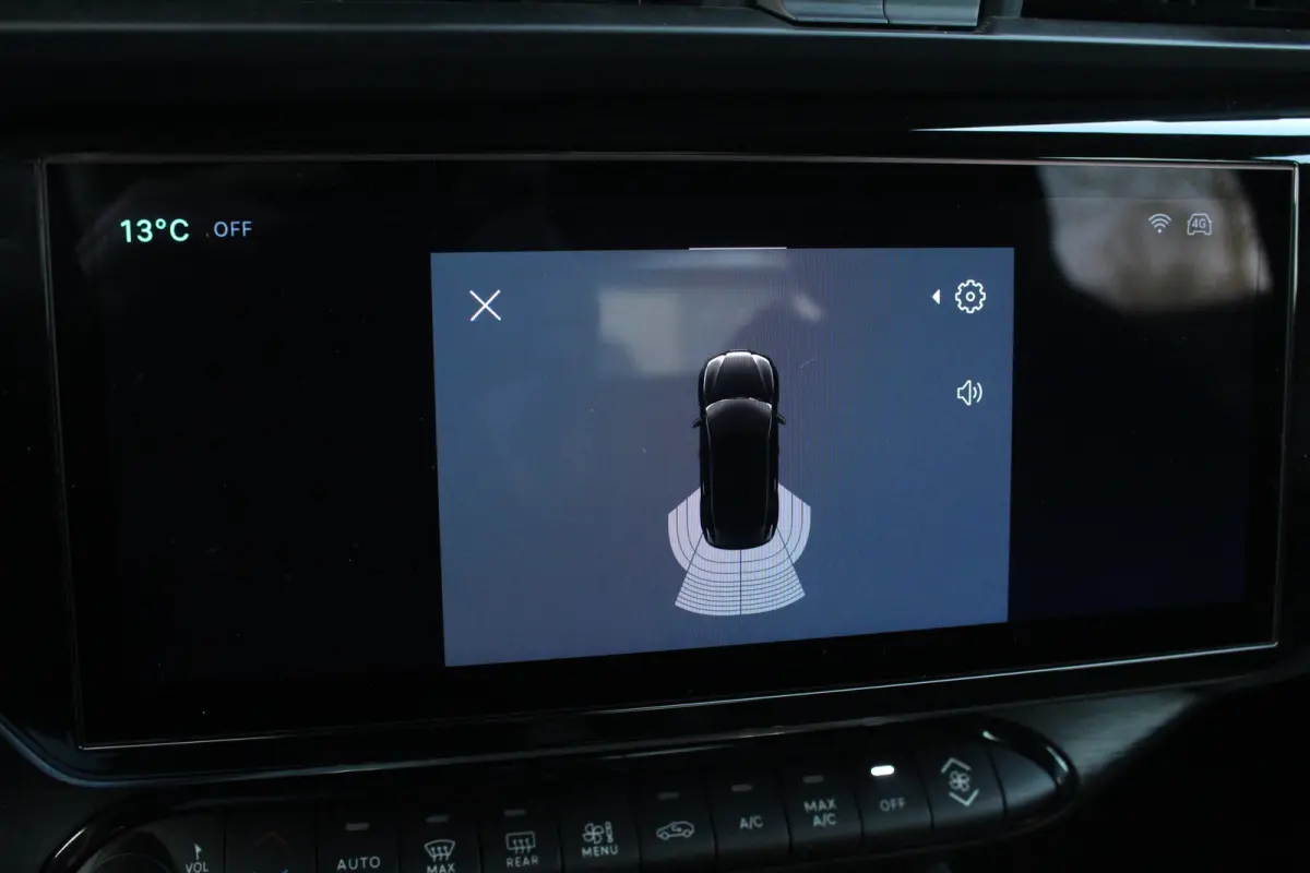 1.2 Turbo Hybrid Ibrida | Adaptive Cruise | Carplay | LED | LMV | Keyless | Climate Controle | PDC | | Adaptive Cruise | Carplay | LED | LMV | Keyless | Climate Controle | PDC |