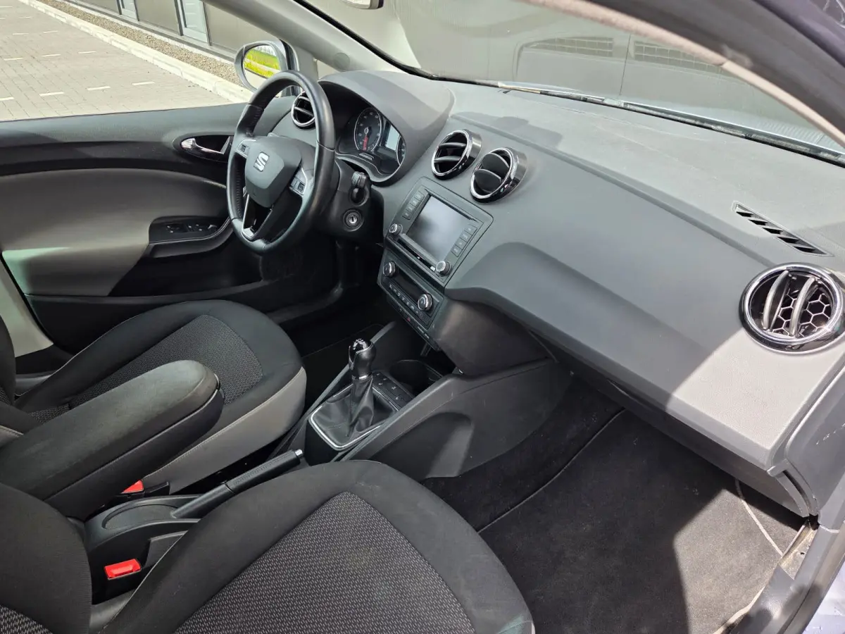 1.0 EcoTSI Style Connect Xenon