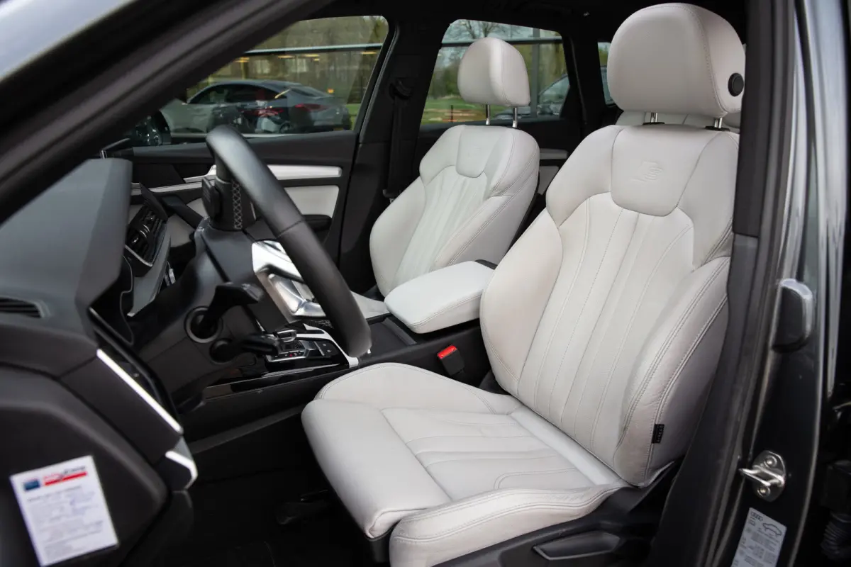 55 TFSI e S edition , S-line , Panoramadak, Trekhaak, Carplay, Leder