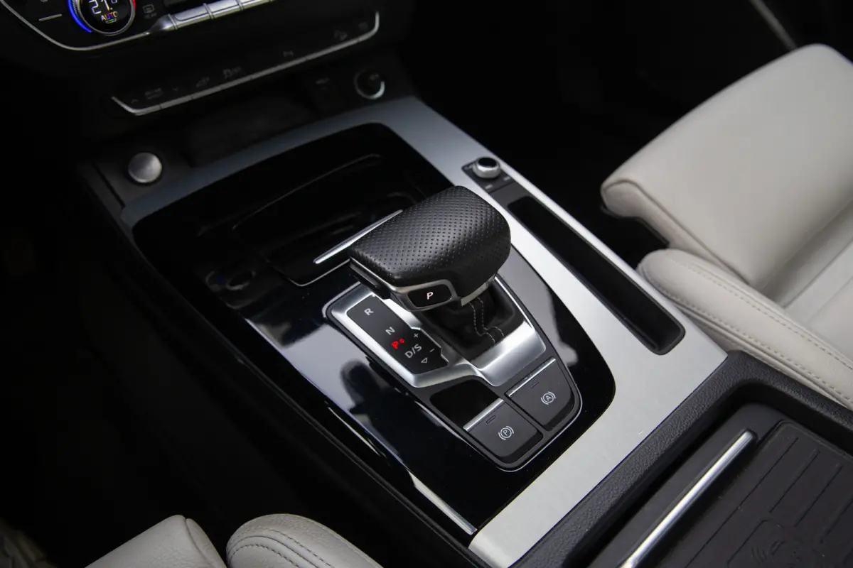 55 TFSI e S edition , S-line , Panoramadak, Trekhaak, Carplay, Leder