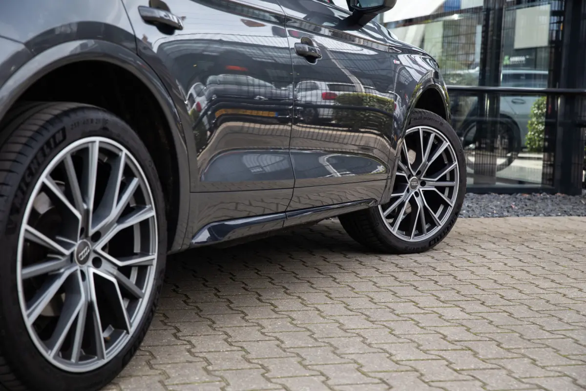 55 TFSI e S edition , S-line , Panoramadak, Trekhaak, Carplay, Leder
