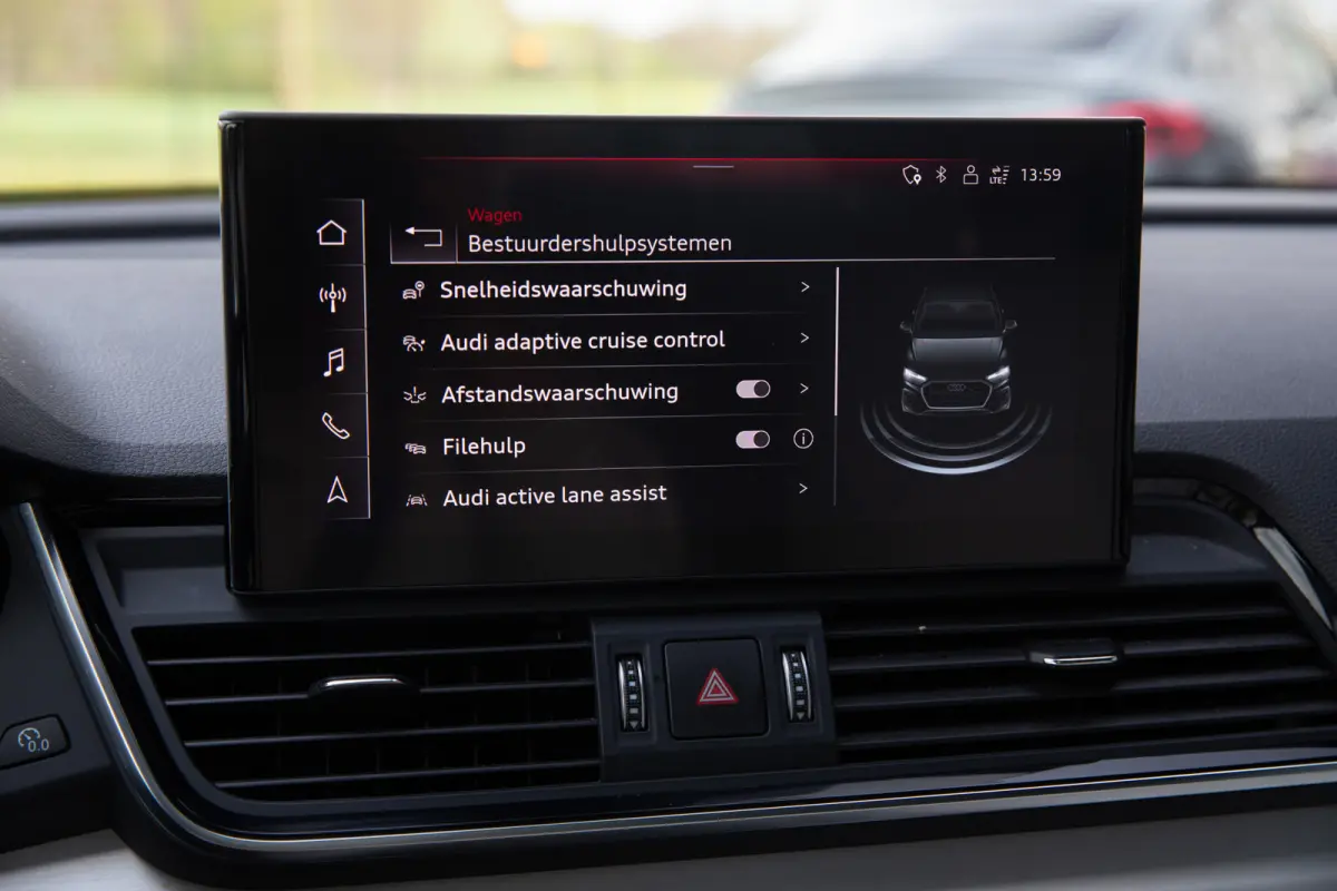 55 TFSI e S edition , S-line , Panoramadak, Trekhaak, Carplay, Leder