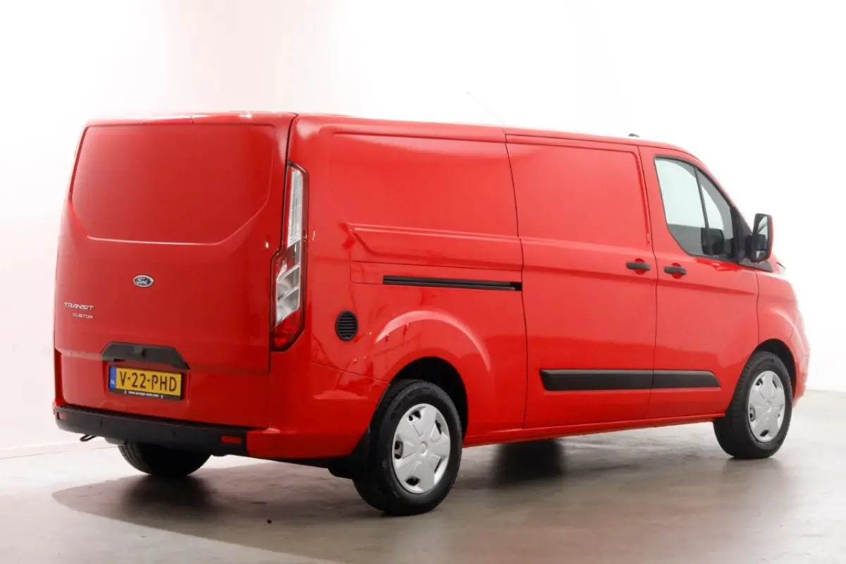 340 2.0 TDCI 130pk L2H1 Airco/Inrichting/Achterklep/Camera 01-2021