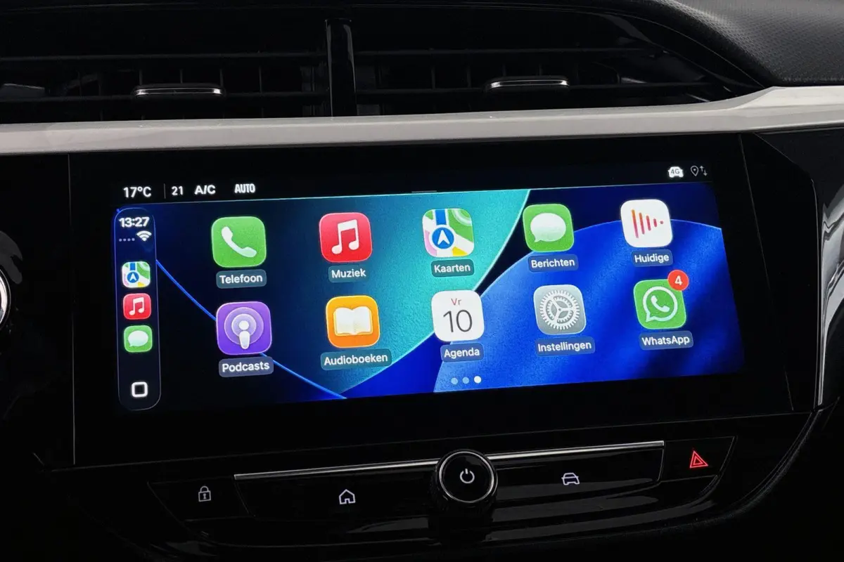 1.2 Turbo Hybrid Ultimate / Navi / Carplay / Camera / Winterpakket / 17 Inch