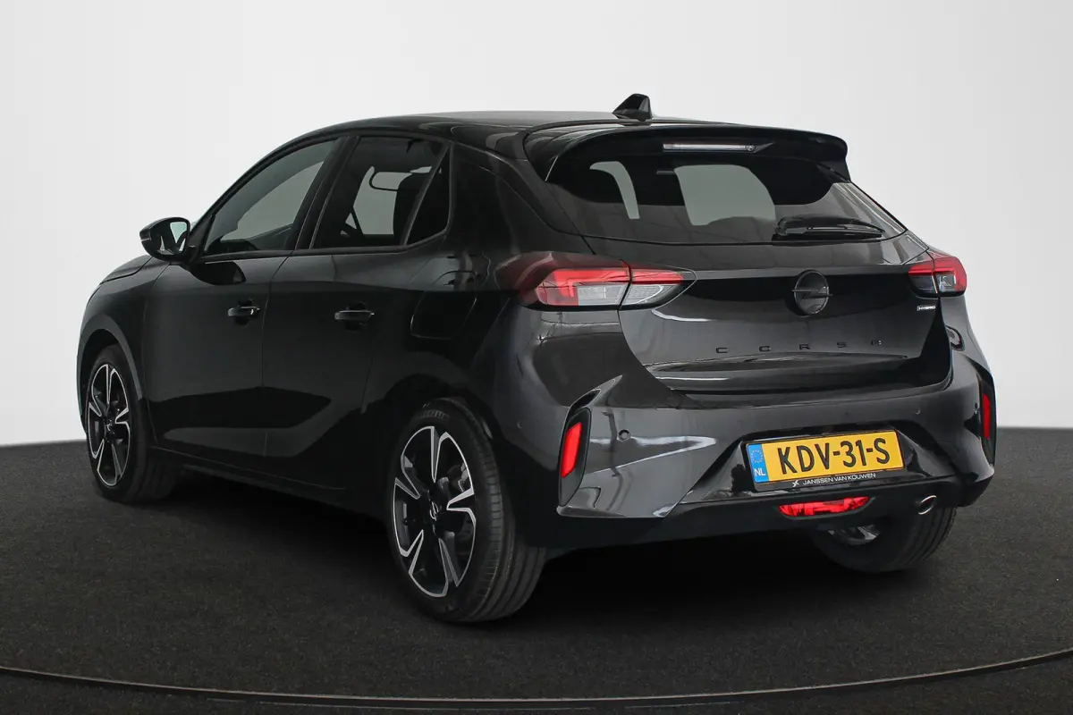 1.2 Turbo Hybrid Ultimate / Navi / Carplay / Camera / Winterpakket / 17 Inch