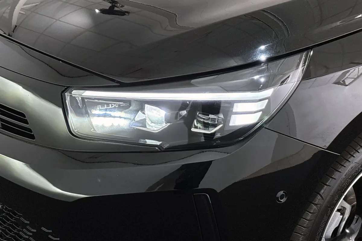 1.2 Turbo Hybrid Ultimate / Navi / Carplay / Camera / Winterpakket / 17 Inch