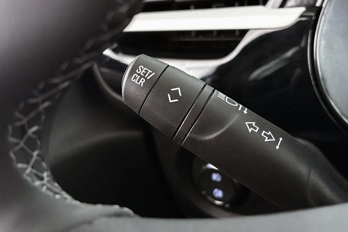 1.2 Turbo Hybrid Ultimate / Navi / Carplay / Camera / Winterpakket / 17 Inch