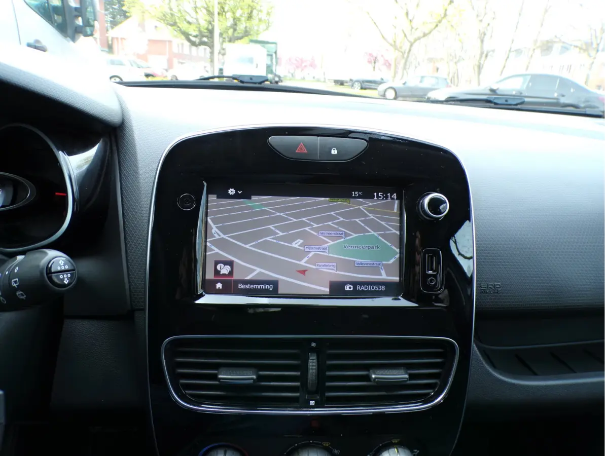 1.2 TCe Intens AUTOMAAT TEL NAVI CRUISECONT.....