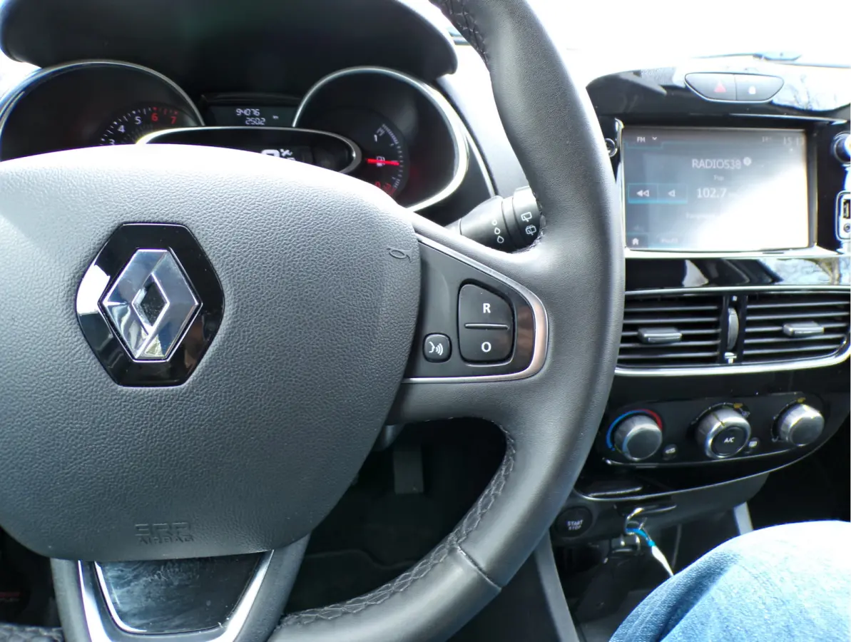 1.2 TCe Intens AUTOMAAT TEL NAVI CRUISECONT.....