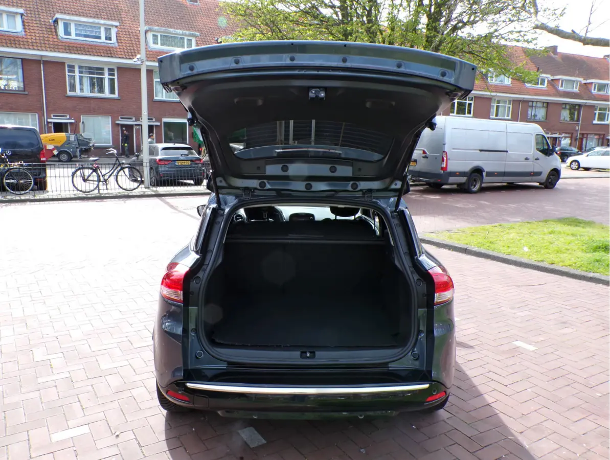1.2 TCe Intens AUTOMAAT TEL NAVI CRUISECONT.....