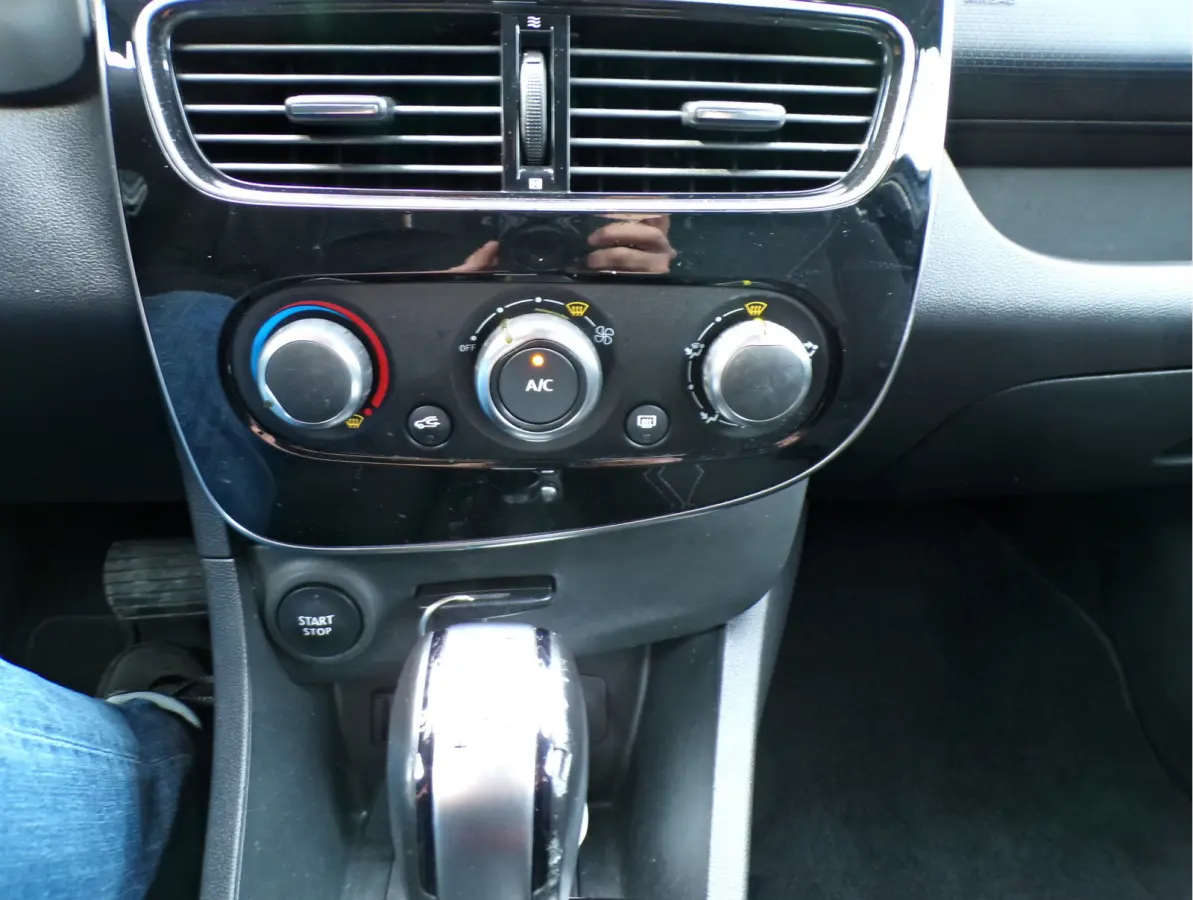 1.2 TCe Intens AUTOMAAT TEL NAVI CRUISECONT.....