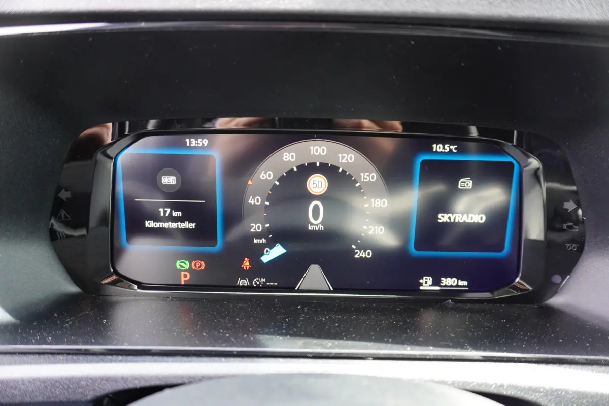 Maxi 122pk Automaat Trekhaak Apple Carplay Digitaal Dashboard Cruise control Parkeersensoren