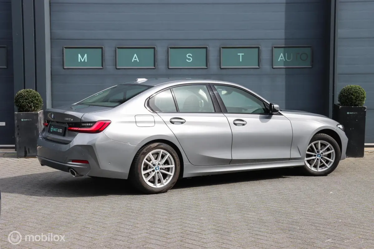 320e