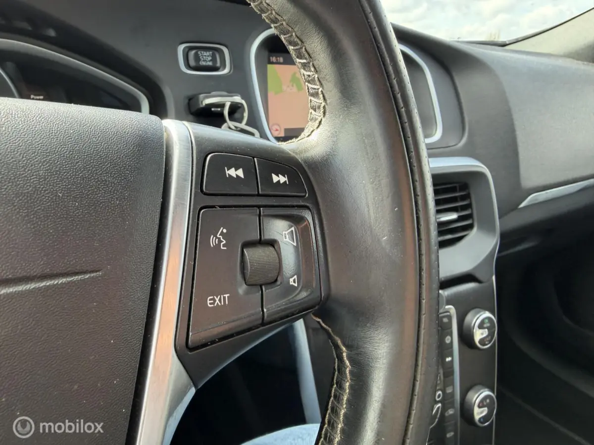 2.0 D2 R-Design Pano! Automaat!