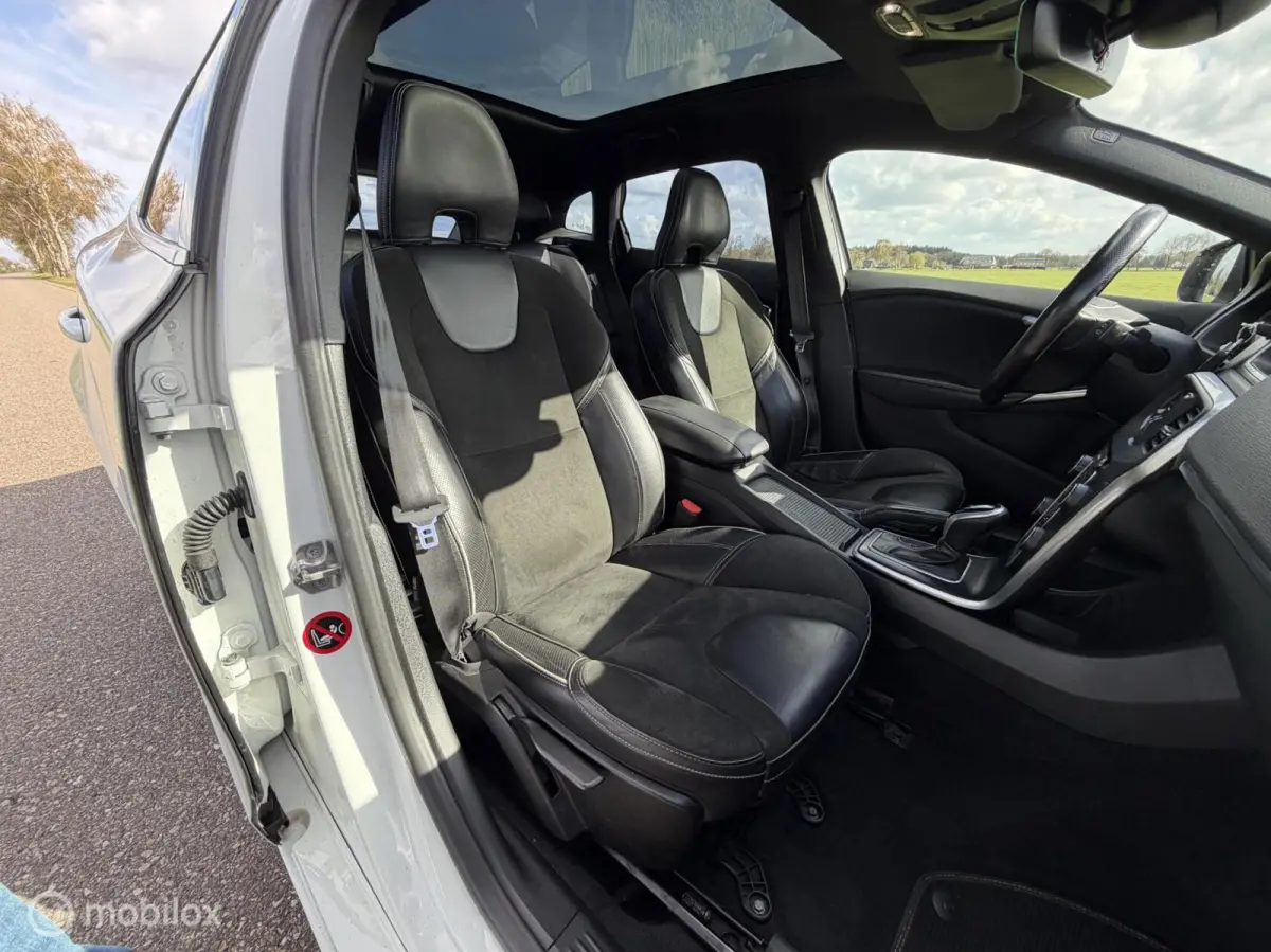 2.0 D2 R-Design Pano! Automaat!