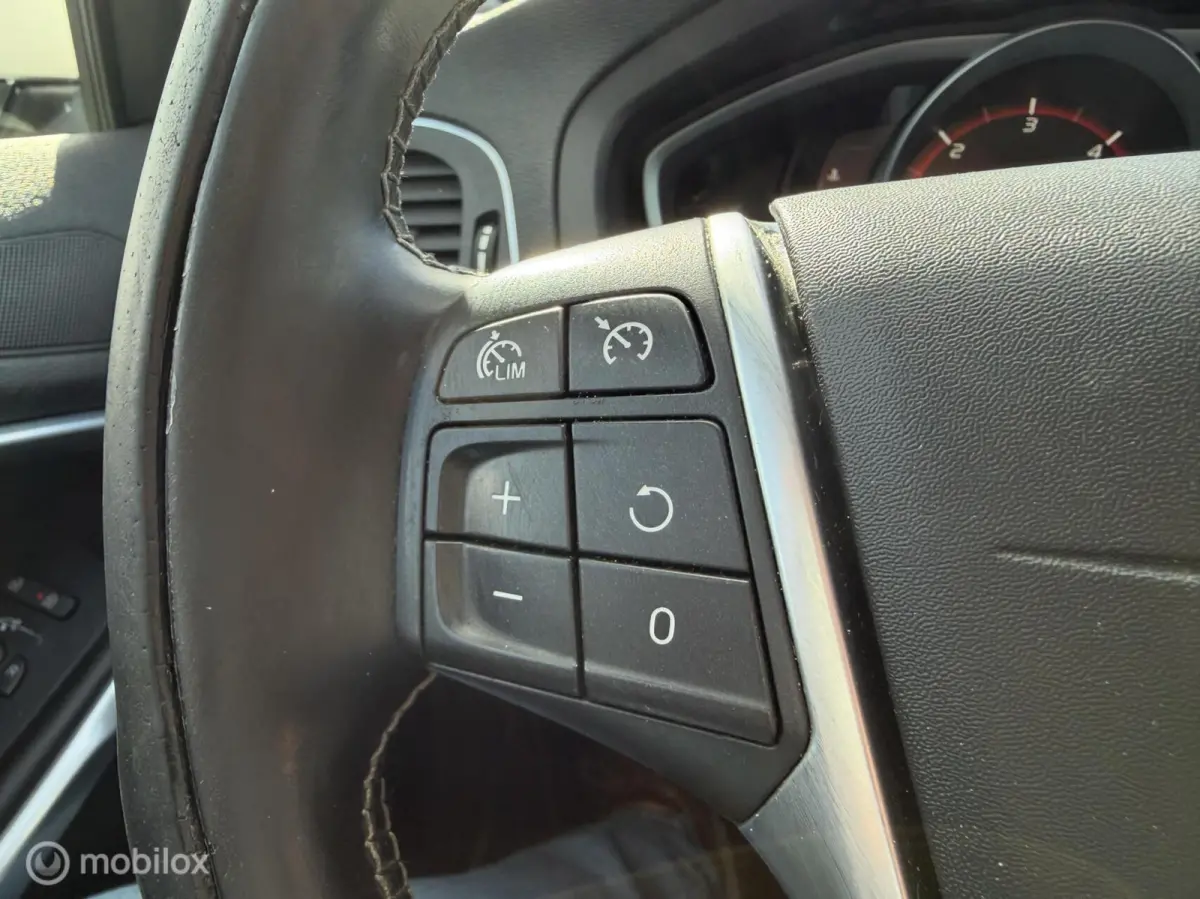 2.0 D2 R-Design Pano! Automaat!