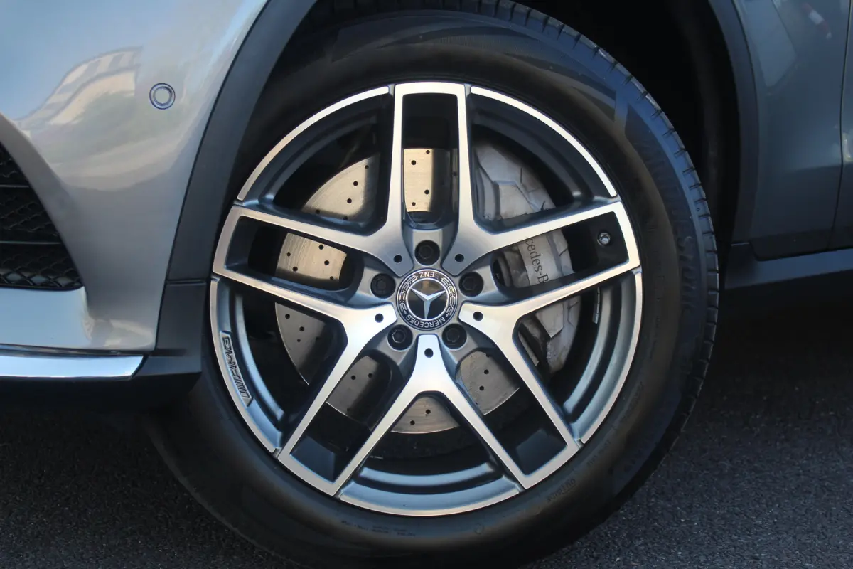 350e 4MATIC Business Solution AMG | Pano | 360 Camera | Dodehoeksens. | Elek. Achterklep | Keyless | LED | Navi | Stoelverwarming | Pano | 360 Camera | Dodehoeksens. | Elek. Achterklep | Key