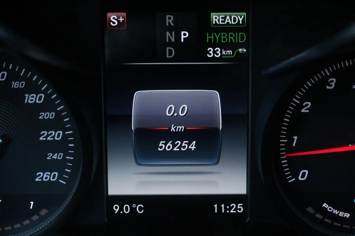 350e 4MATIC Business Solution AMG | Pano | 360 Camera | Dodehoeksens. | Elek. Achterklep | Keyless | LED | Navi | Stoelverwarming | Pano | 360 Camera | Dodehoeksens. | Elek. Achterklep | Key