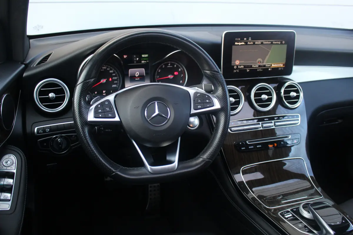 350e 4MATIC Business Solution AMG | Pano | 360 Camera | Dodehoeksens. | Elek. Achterklep | Keyless | LED | Navi | Stoelverwarming | Pano | 360 Camera | Dodehoeksens. | Elek. Achterklep | Key