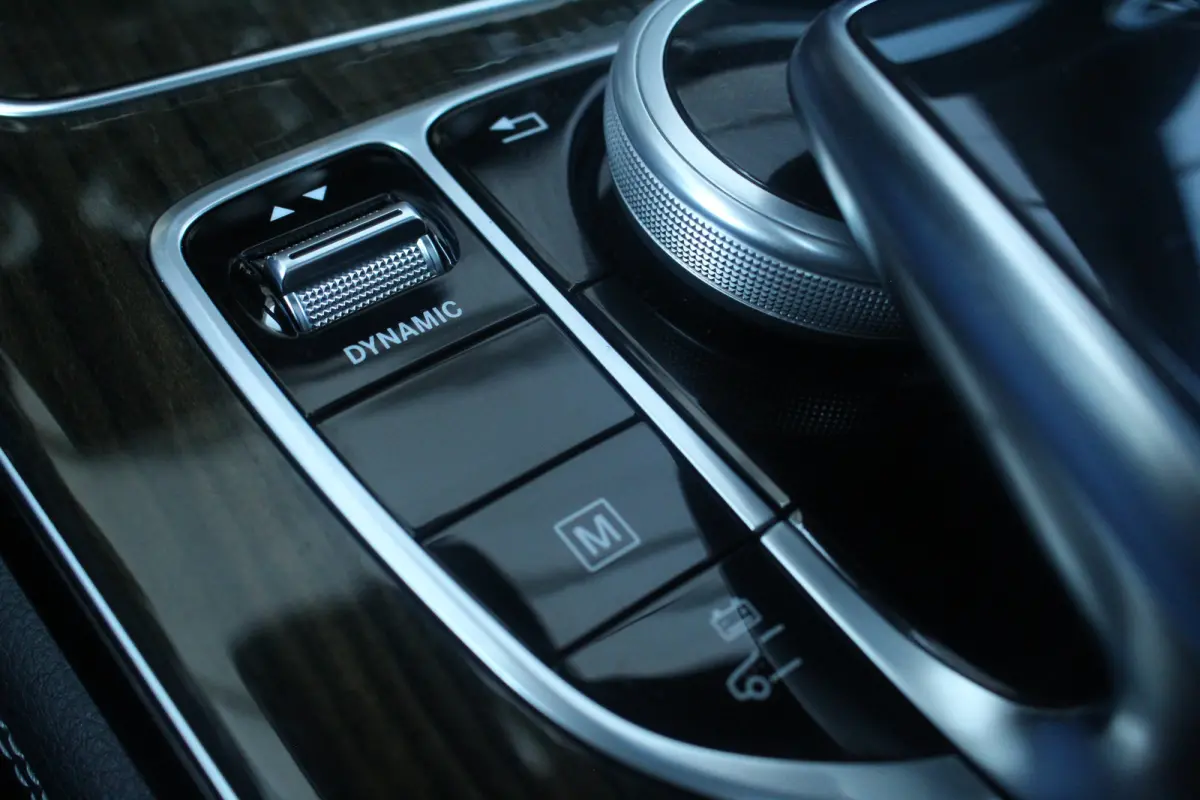 350e 4MATIC Business Solution AMG | Pano | 360 Camera | Dodehoeksens. | Elek. Achterklep | Keyless | LED | Navi | Stoelverwarming | Pano | 360 Camera | Dodehoeksens. | Elek. Achterklep | Key